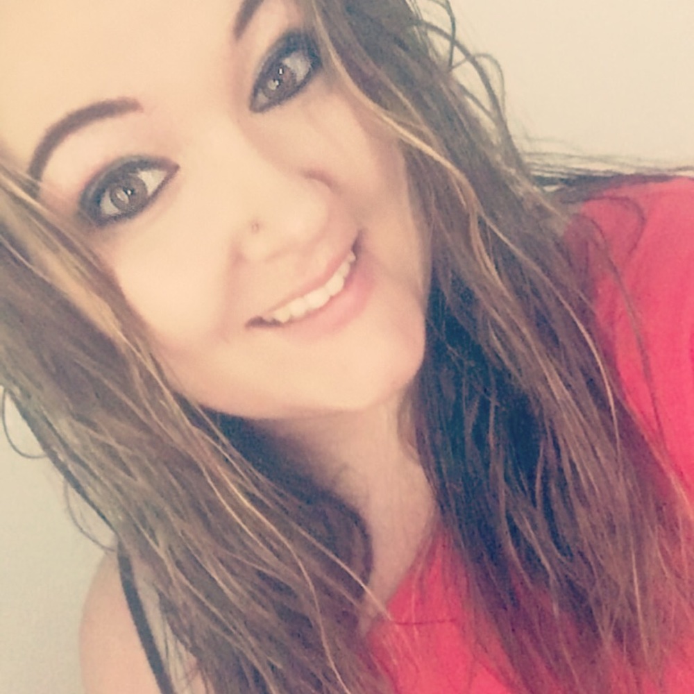 Meet your Posher, Hailey